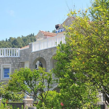 Villa Mirjana 로푸드 외부 사진