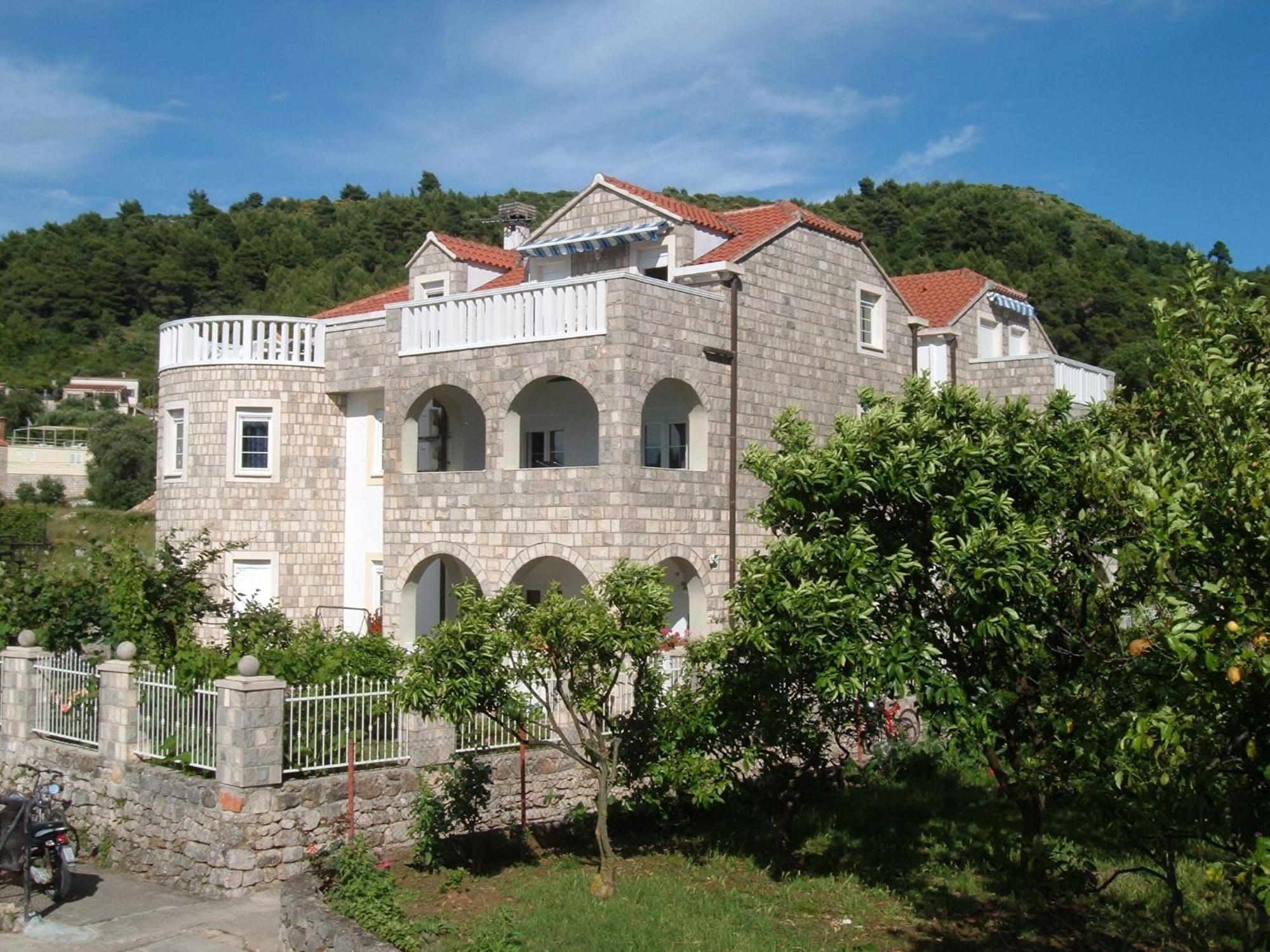 Villa Mirjana 로푸드 외부 사진