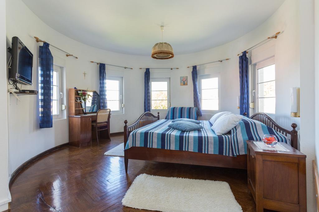 Villa Mirjana 로푸드 외부 사진